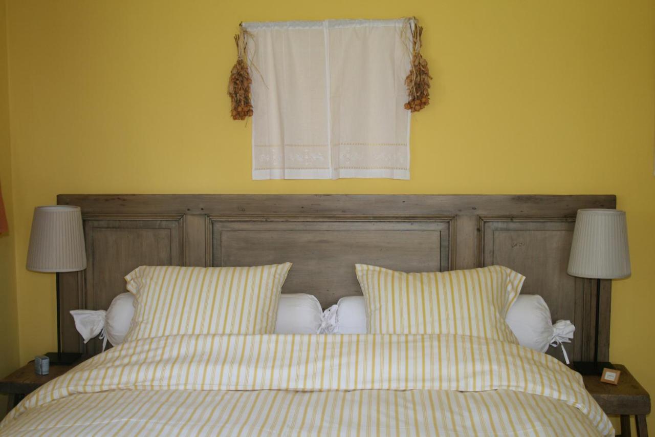 B&B Eenvoud In Overvloed Vleteren Esterno foto